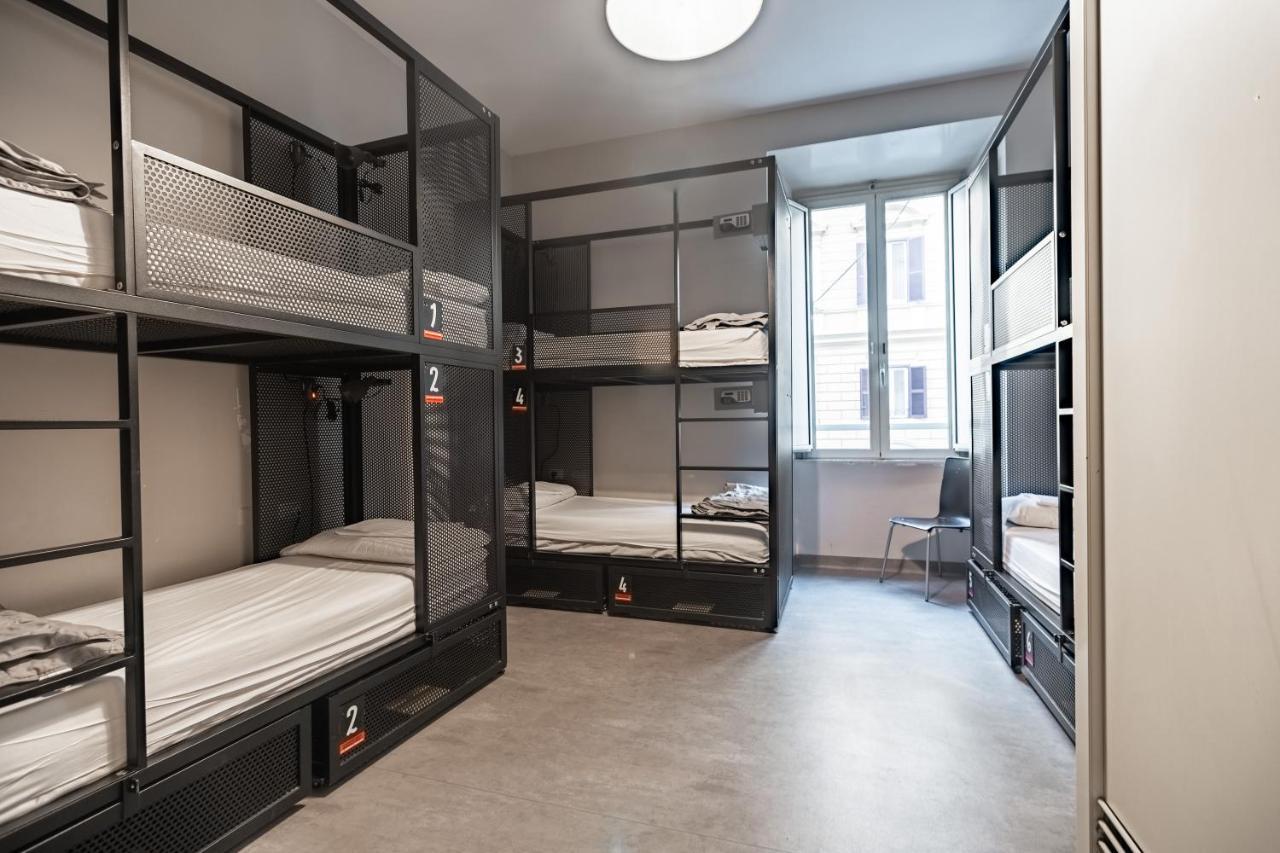 Hostel Yellowsquare Rom